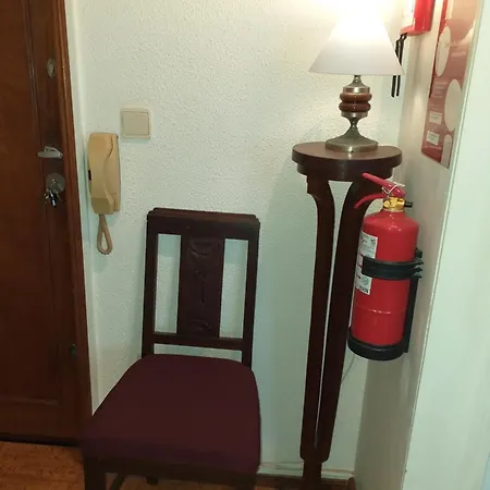 Quiet Studio City Center Apartment Porto